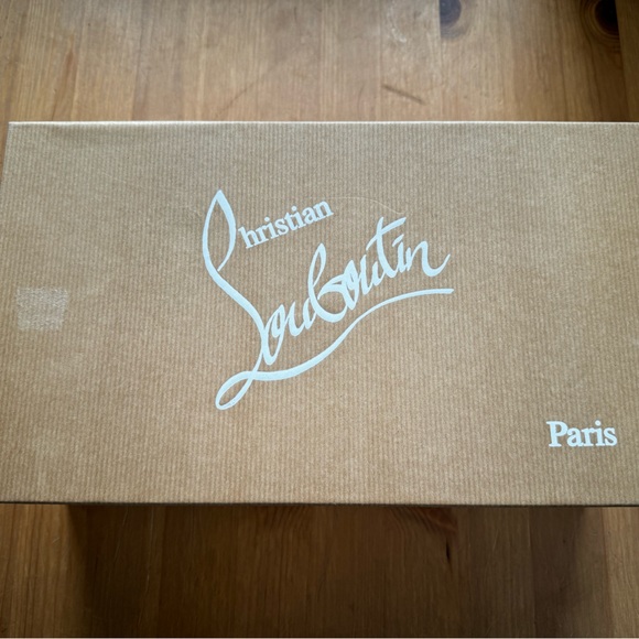 Louboutin Defil Pump - Picture 3 of 7